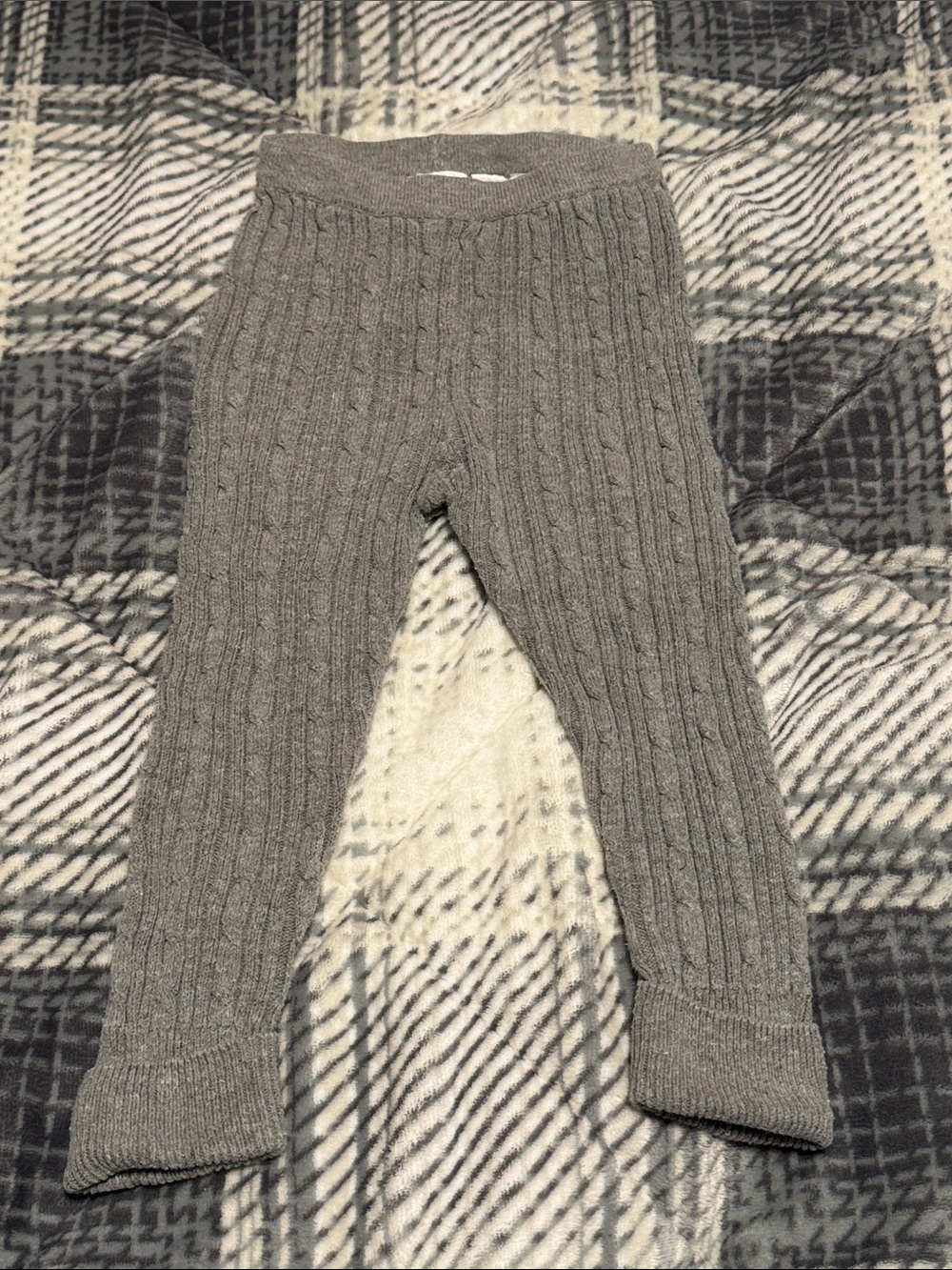 Cozy Gray Cable-Knit Baby Leggings